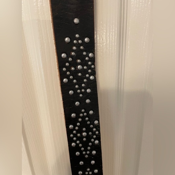 Studded Leather Belt with Hammered Metal Buckle Small-Medium - Picture 5 of 6
